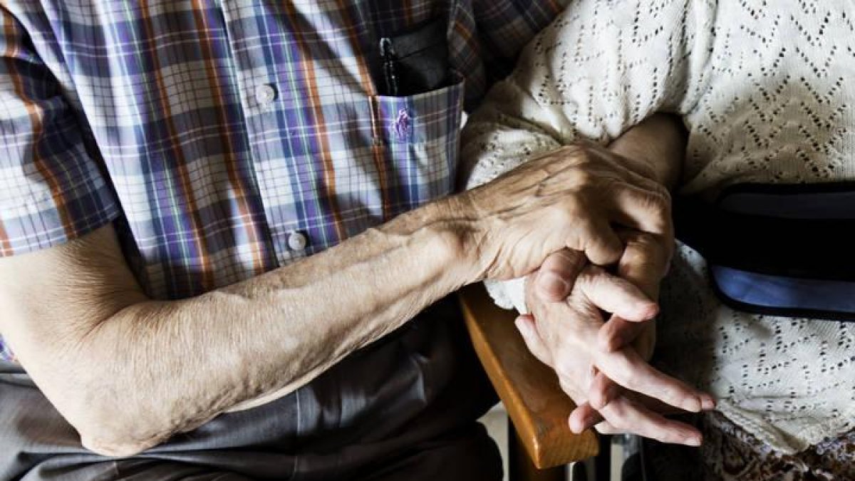 El alzhéimer es una de las enfermedades que más dependencia crea