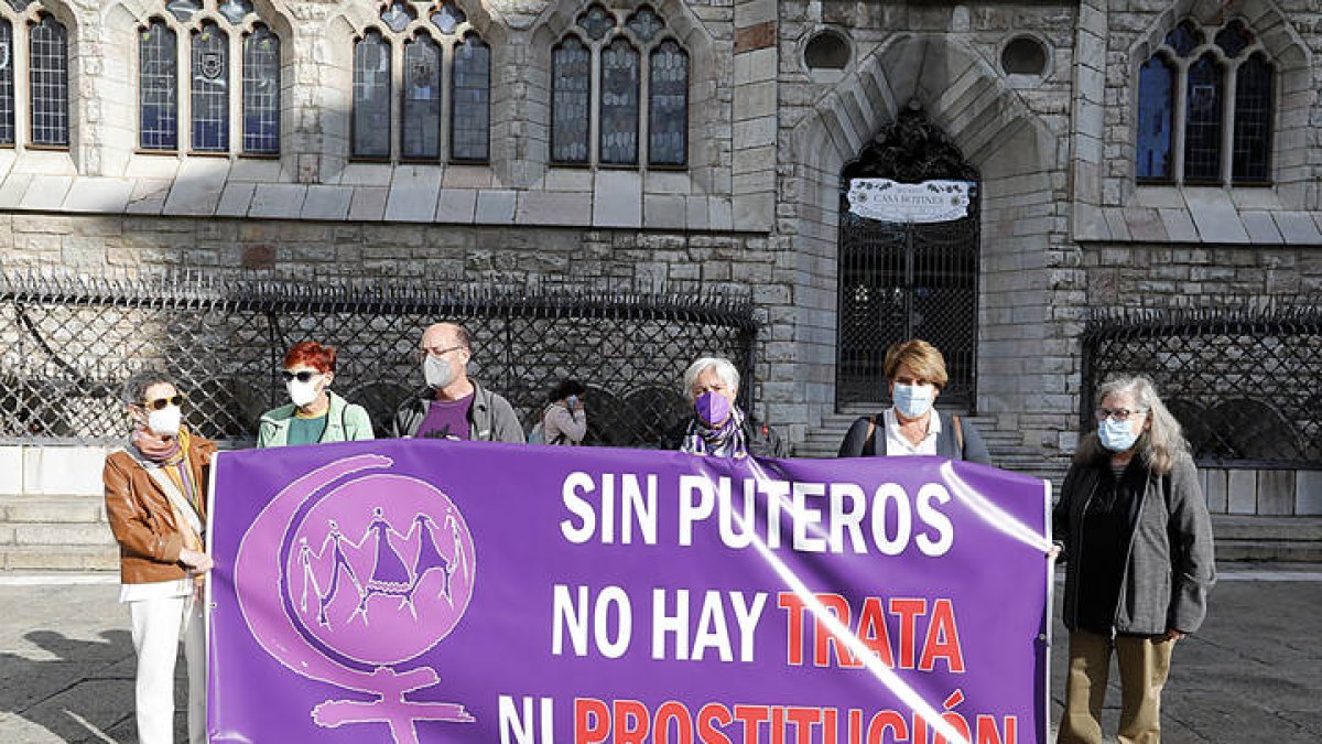 Representantes de al Plataforma Feminista Abolicionista de León. MARCIANO PÉREZ