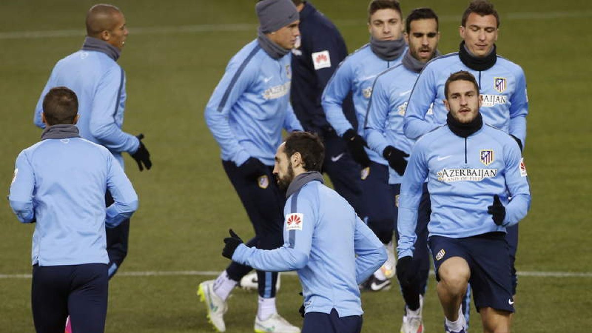 El Atlético prepara el partido de hoy ante el Barça