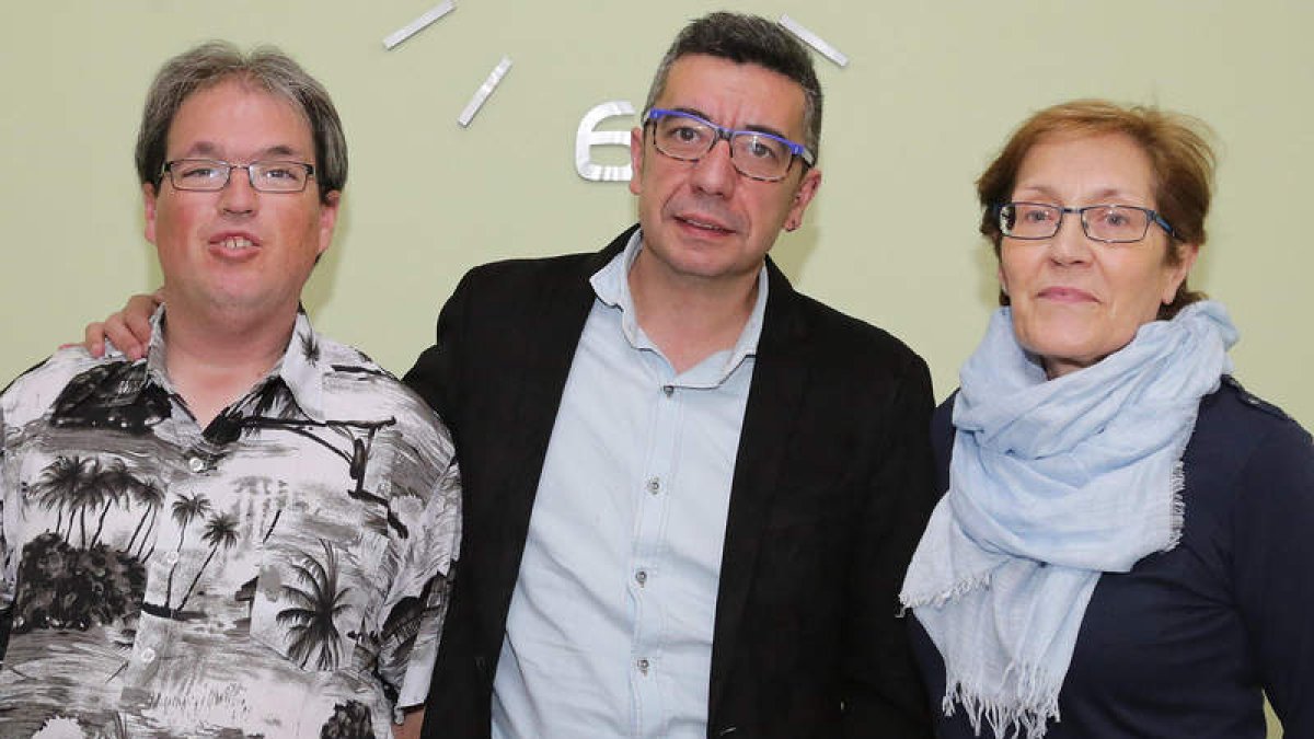 Fidel Alonso, Pedro Barrio y Aurora González. SECUNDINO PÉREZ