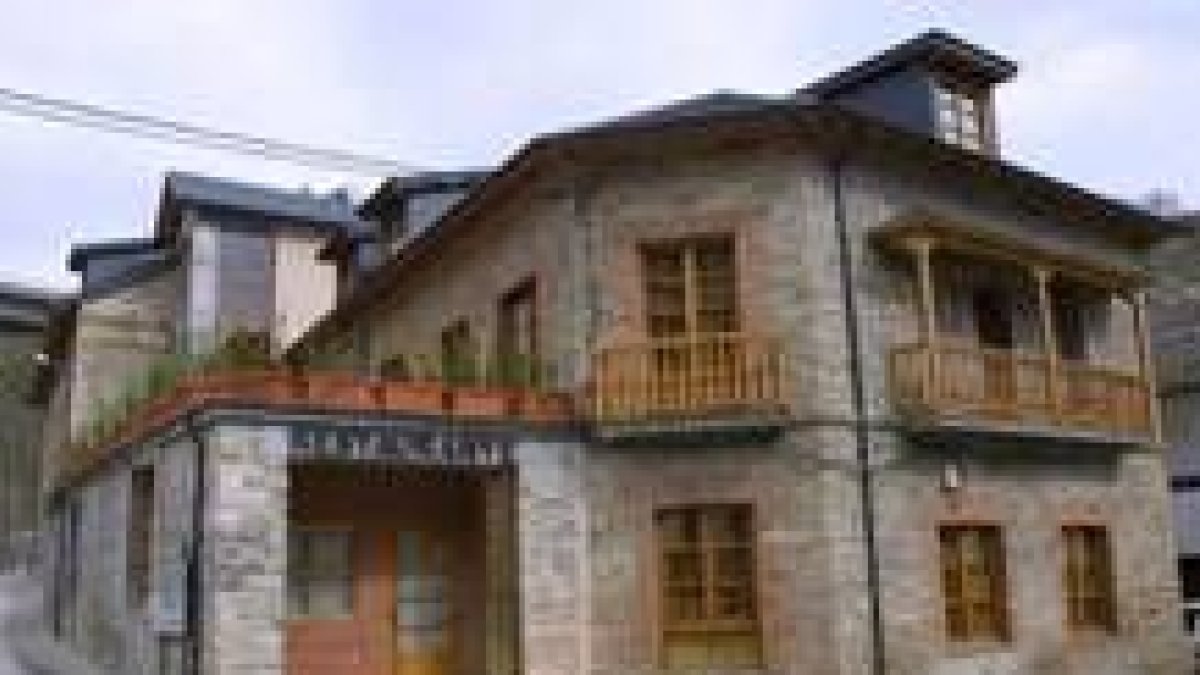 El centro de Turismo Rural de Ambasmetas ofrece un menú especial de fin de semana