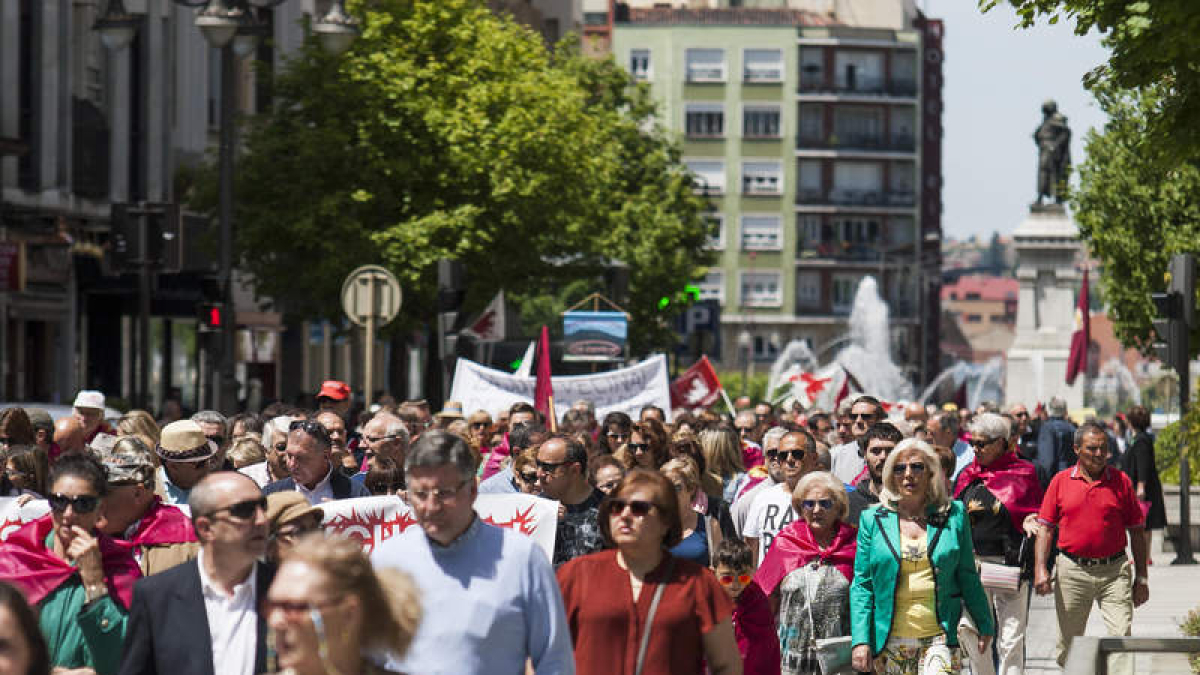 La manifestación recorrió el centro. FERNANDO OTERO