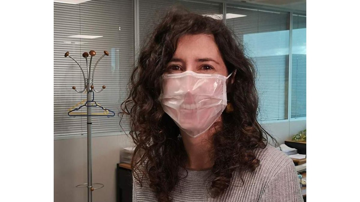 Mascarillas transparentes para alumnos en Palma de Mallorca. EFE
