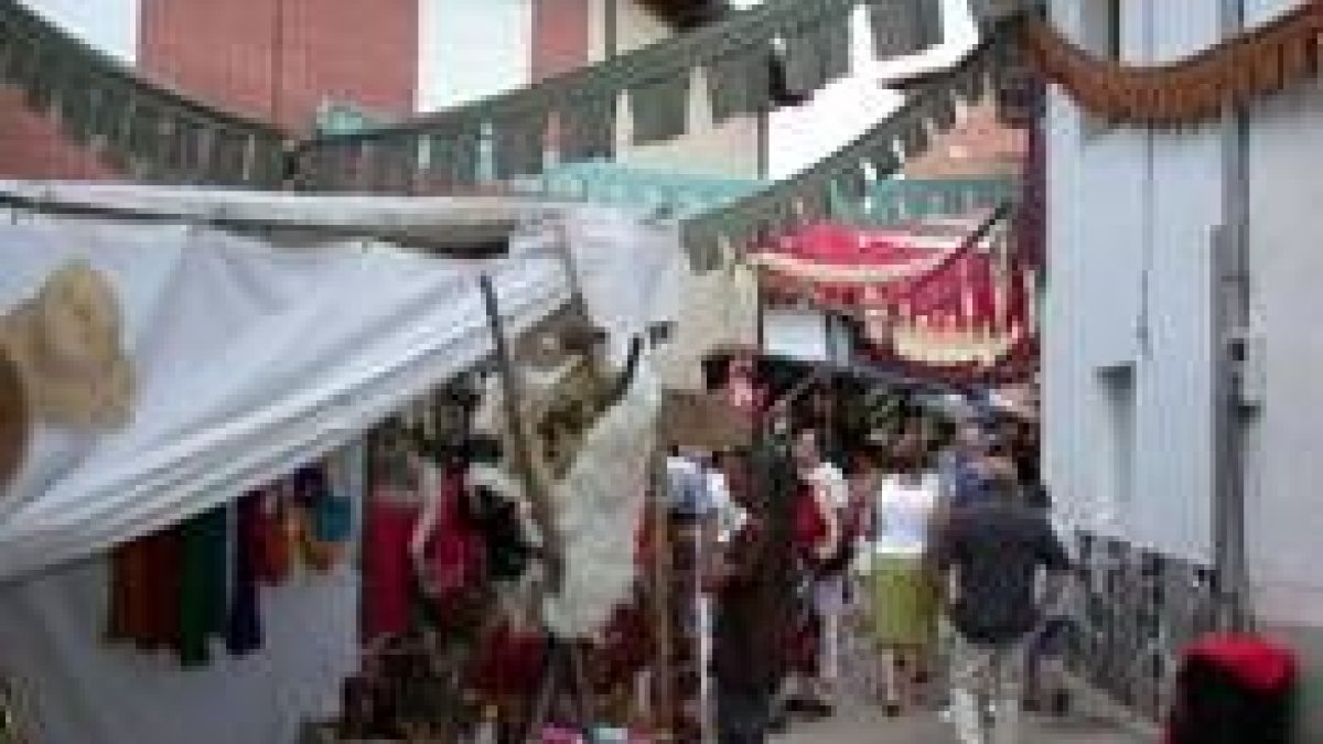 Mercado Medieval por las calles del casco viejo de Santa Marina del Rey
