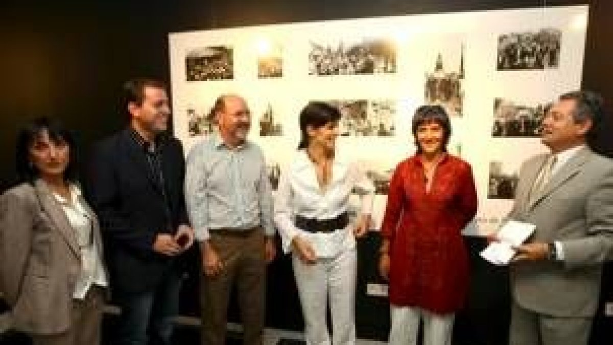 Inés Díaz, José Manuel Sánchez, Balboa, Victoria Castillo, María Martínez y Domínguez en Cacabelos