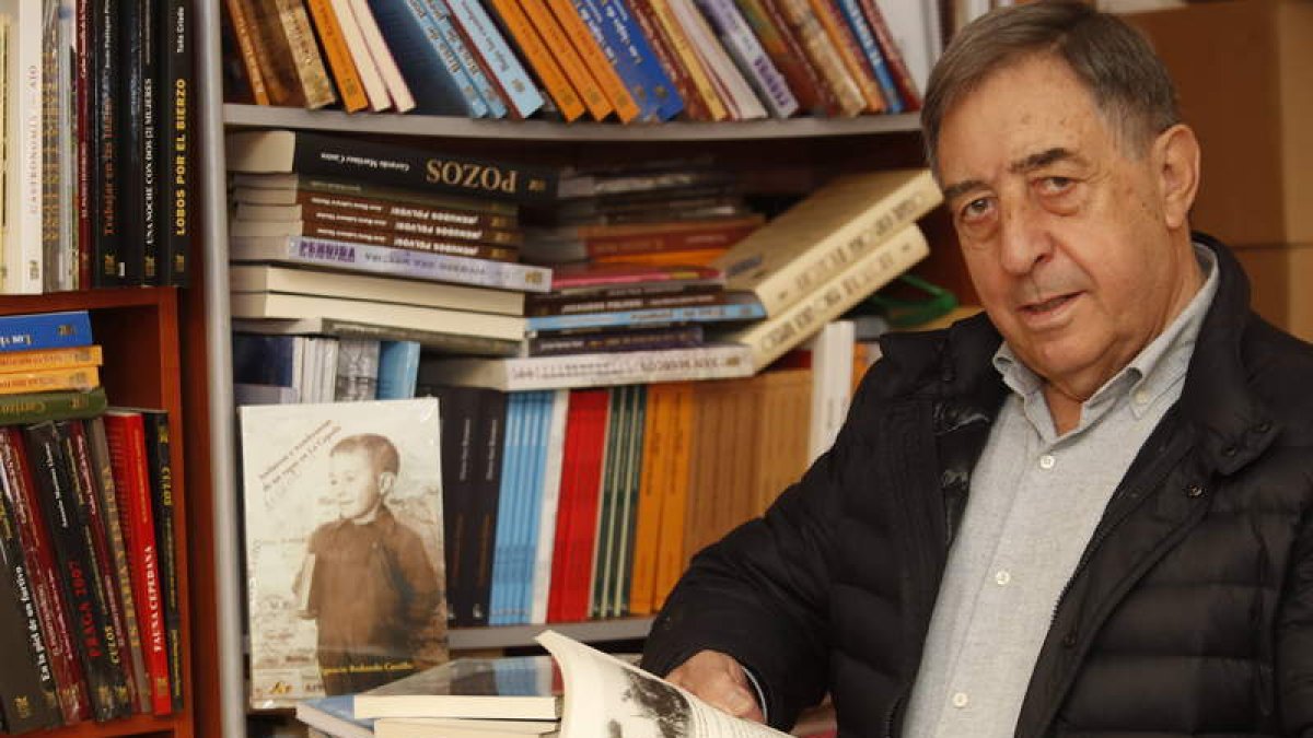El autor leonés Ignacio Redondo Castillo publica ‘Andanzas y nombranzas de un rapaz en la Cepeda’