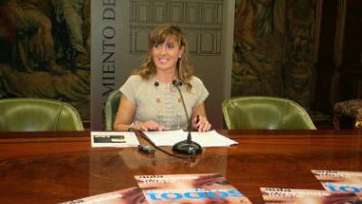 Gema Cabezas, presidenta del Consejo de Administración de Ildefe, durante la presentación.