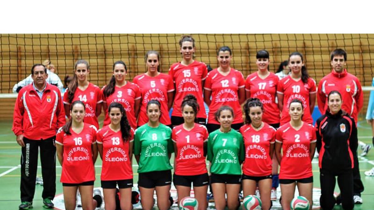 Formación del Aule femenino que no pudo superar al Cualimetal Zaragoza en su envite liguero.