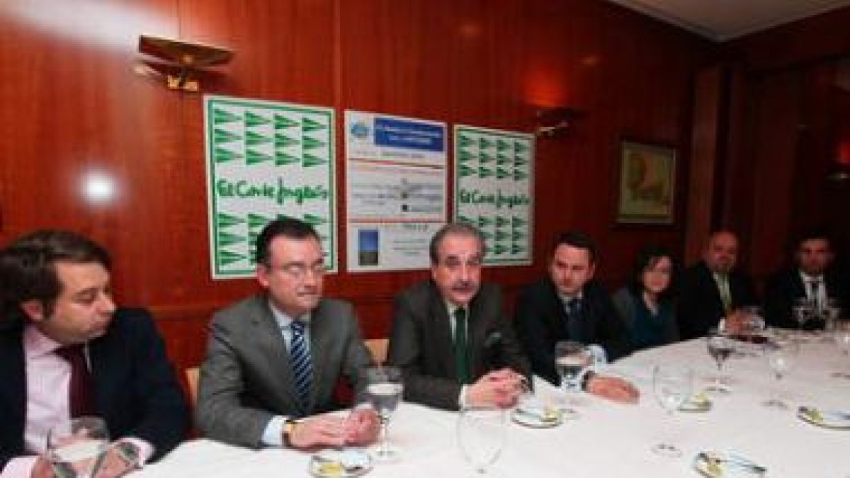 Autismo León recibió el apoyo de El Corte Inglés.