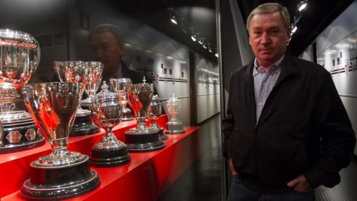 Javier Clemente, en el museo del Athletic de Bilbao.