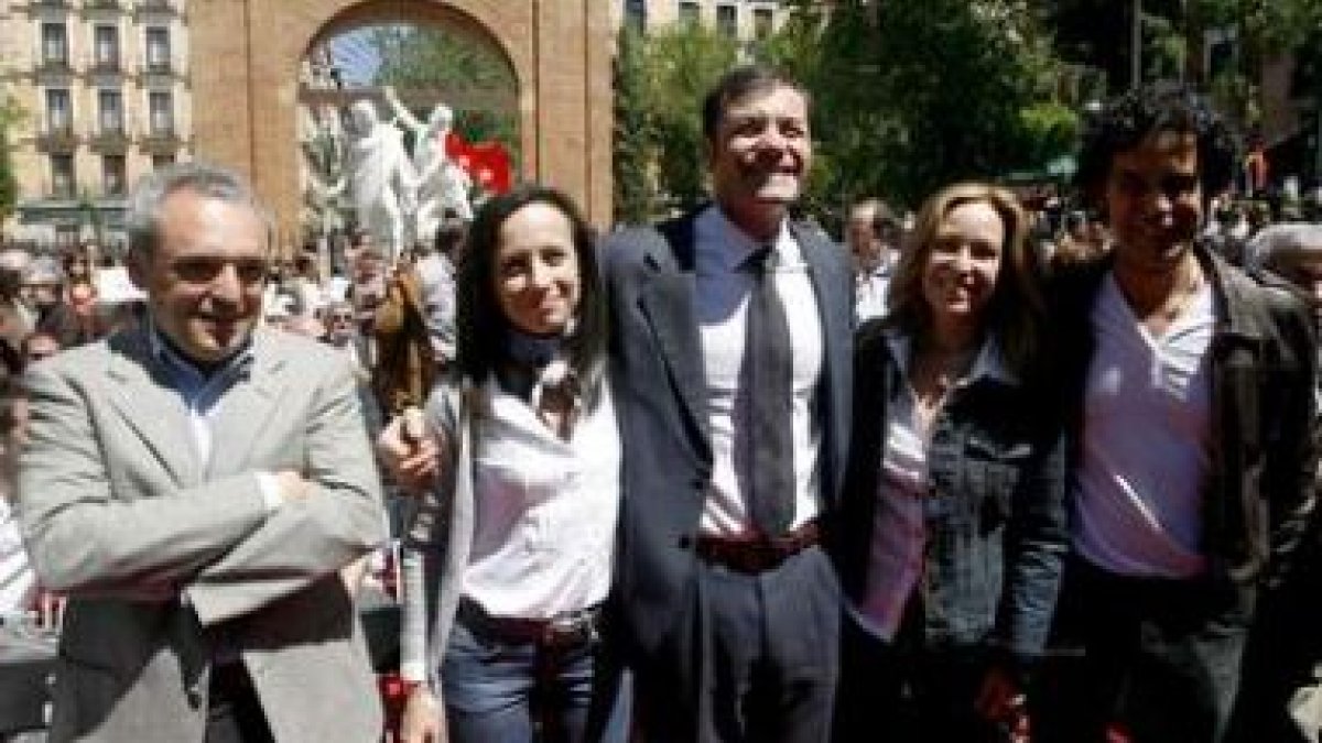La celebración institucional de la Comunidad de Madrid tuvo lugar en la Puerta del Sol