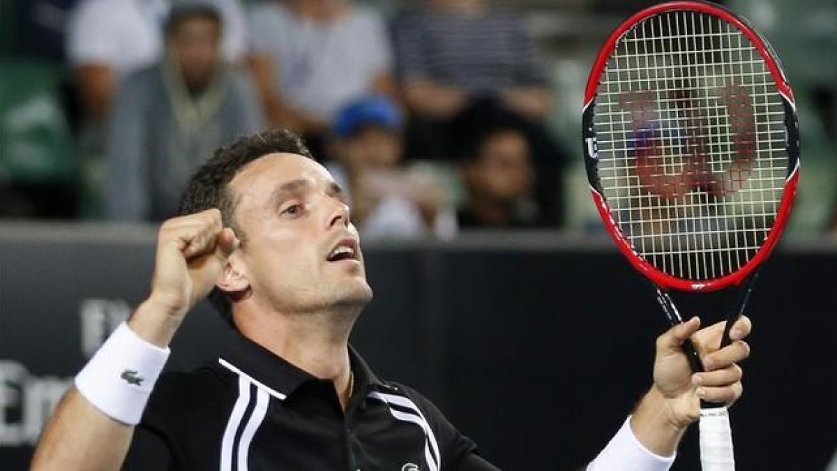 Roberto Bautista celebra la victoria conseguida ante Marin Cilic.