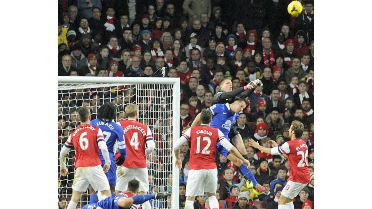 El Everton empató al Arsenal con un gol de Deulofeu.