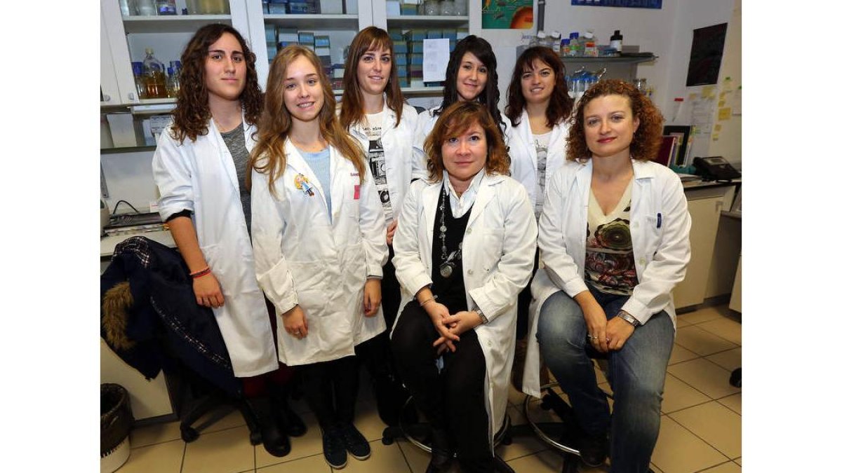 El grupo liderado por la doctora Marín Vieira.