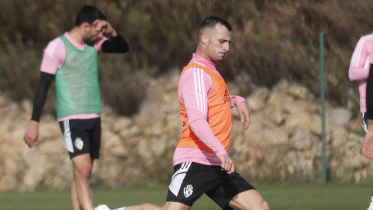 Ale Díez volverá este fin de semana al que fue su estadio en la anterior temporada. L. DE LA MATA