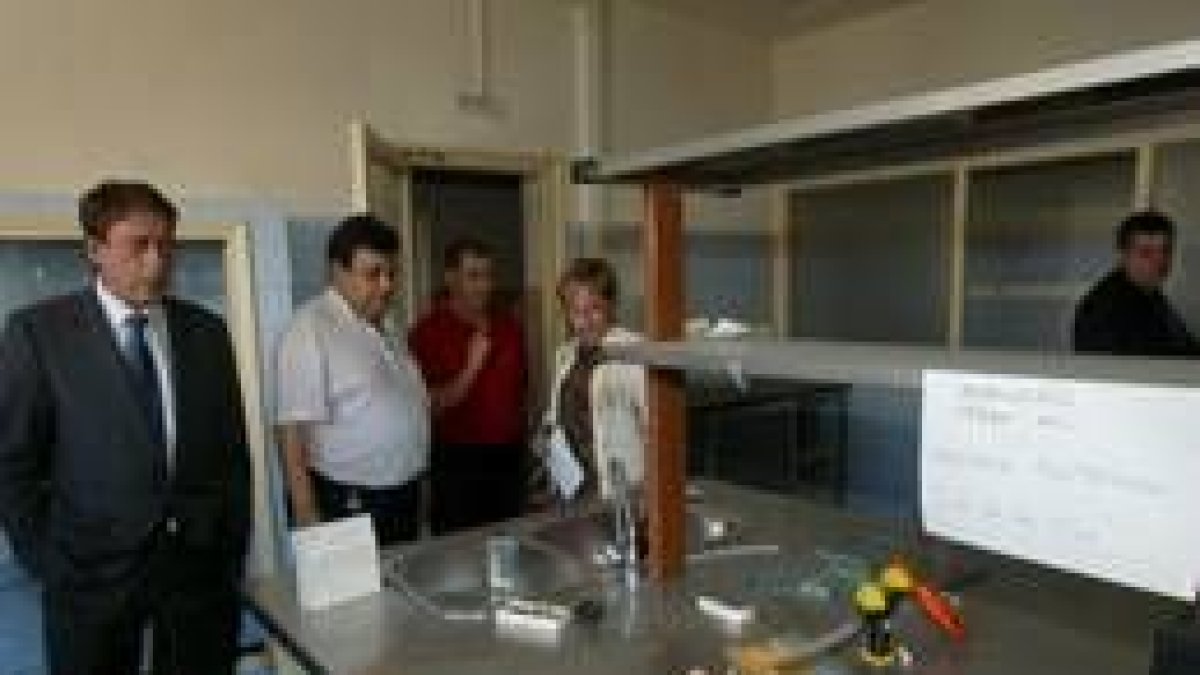 El uso del edificio como laboratorio aún es evidente