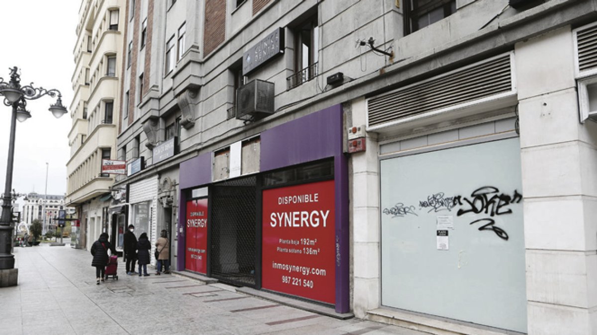 Los cierres en la principal calle de la ciudad se han acelerado. RAMIRO