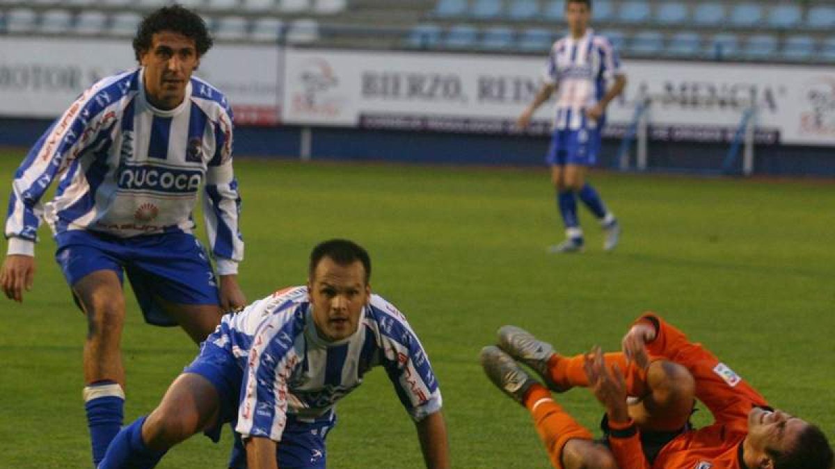 El equipo de Pichi Lucas ocupaba el mismo puesto y tenía los mismos puntos que el de Munitis. LDLM