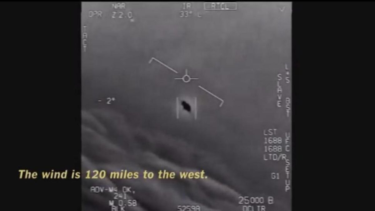 Vídeo en el que los pilotos de EEUU persiguen una flota de ovnis, según sus comunicaciones