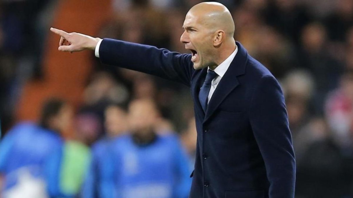 Zidane, durante el encuentro de Champions ante el Roma.