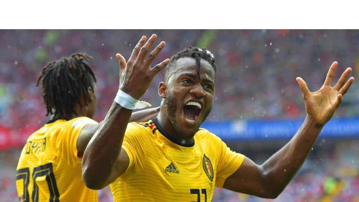 Batshuayi festeja el quinto tanto de Bélgica ante Túnez. PETER POWELL