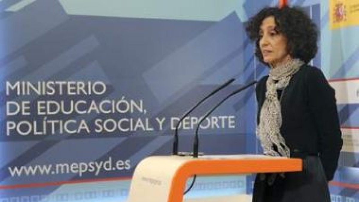 Mercedes Cabrera se felicita por el fallo del Supremo que supone «el final de una batalla polí