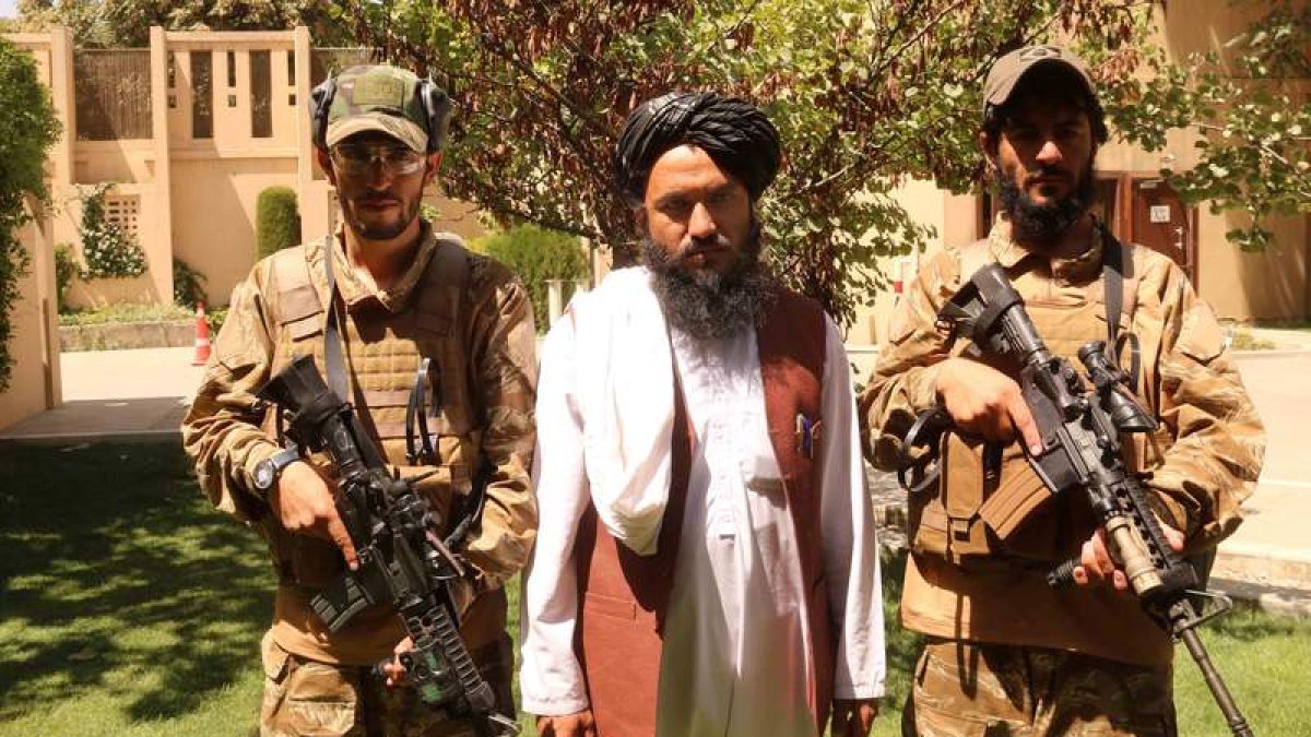 Los altos mandos talibanes posando para una foto en Kabul. AKHTER GULFAM