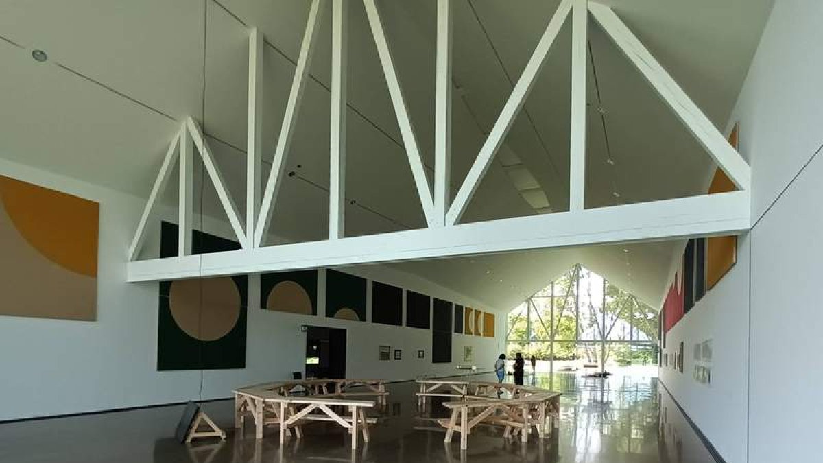 Biblioteca cocida también a ‘fuego lento’