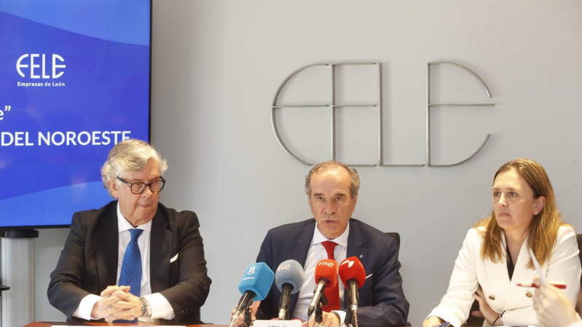 Juan Manuel Vieites, Juan María Vallejo y María Calvo. 