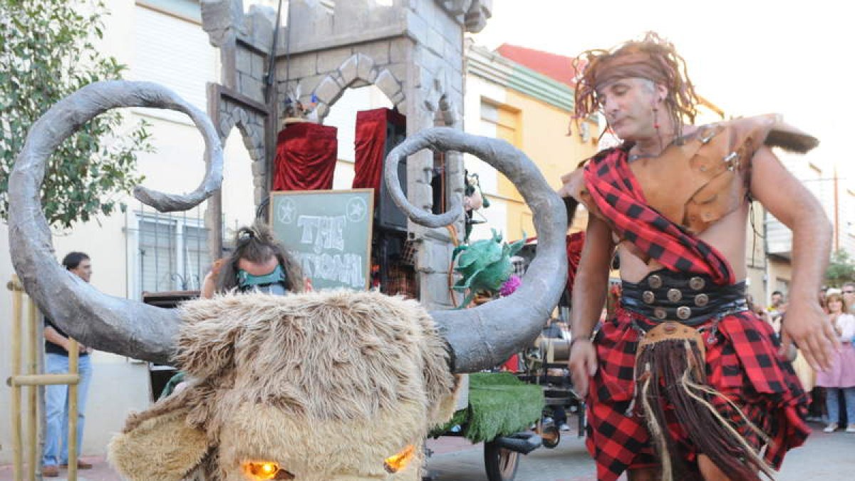 Imagen del Festival Internacional de Teatro de Calle en una edición pasada de las fiestas.