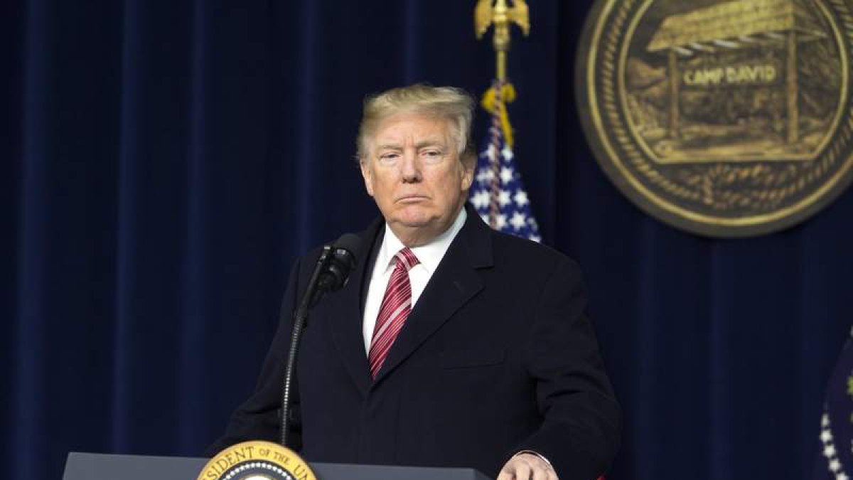 El presidente Donald Trump, durante su intervención ayer en Camp David. CHRIS KLEPONIS