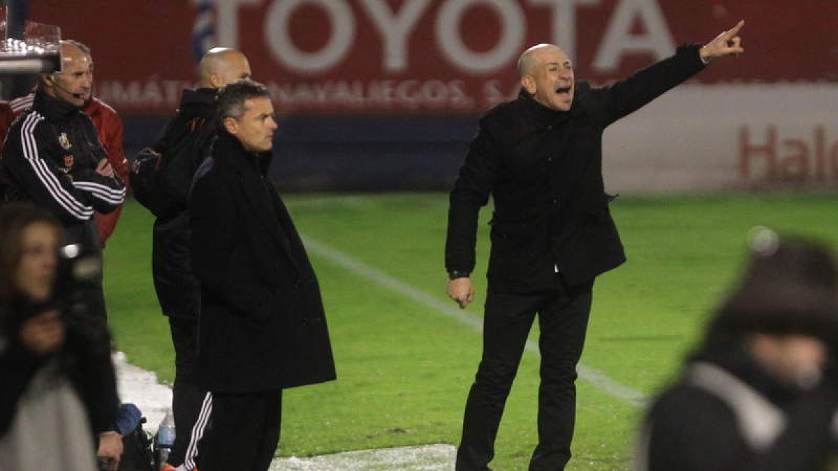 Claudio se mostró vehemente en algunas acciones y terminó muy satisfecho con su equipo, igual que Escribá.