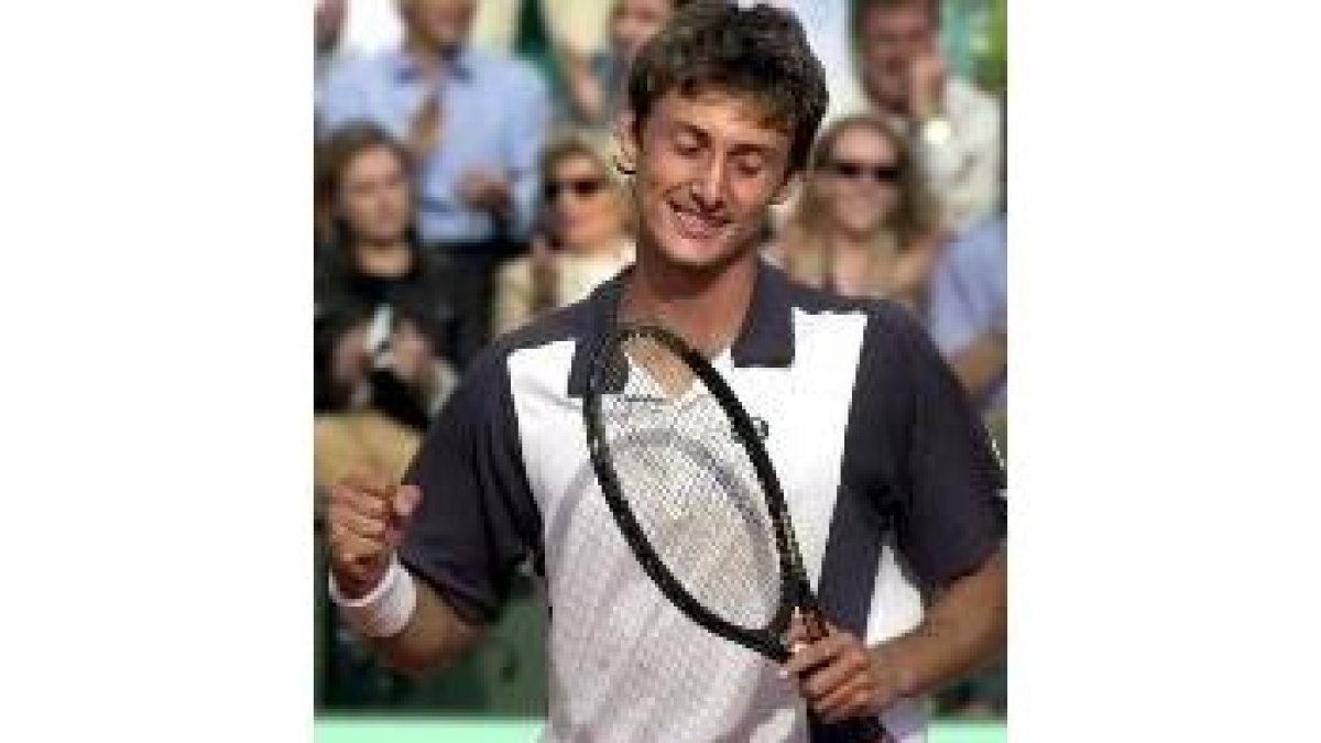 Ferrero demostró todo su potencial ante un viejo amigo, el ruso Safin