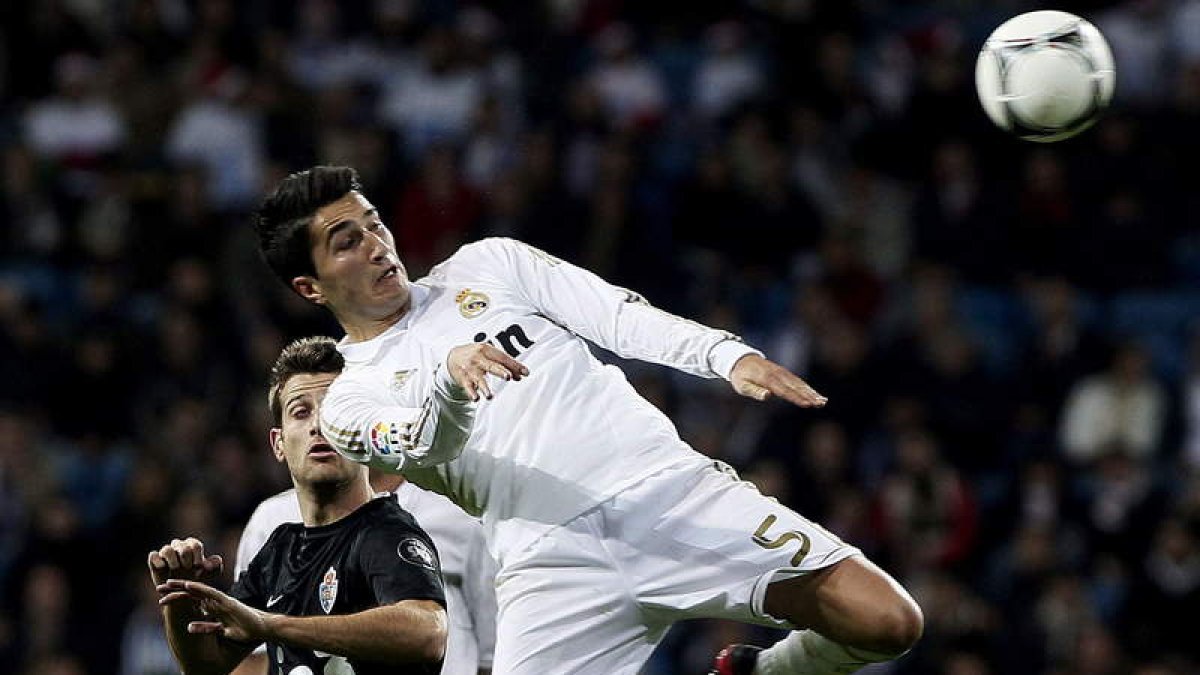 Sahin durante el partido contra la Ponferradina.