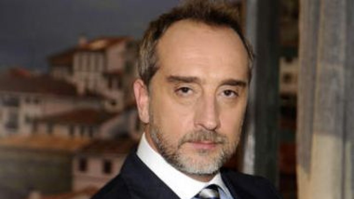 El actor Gonzalo de Castro, protagonista de la serie «Doctor Mateo».