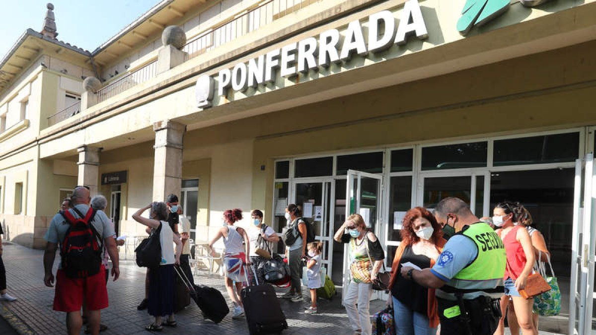 Estación ferroviaria de Ponferrada. ANA F. BARREDO
