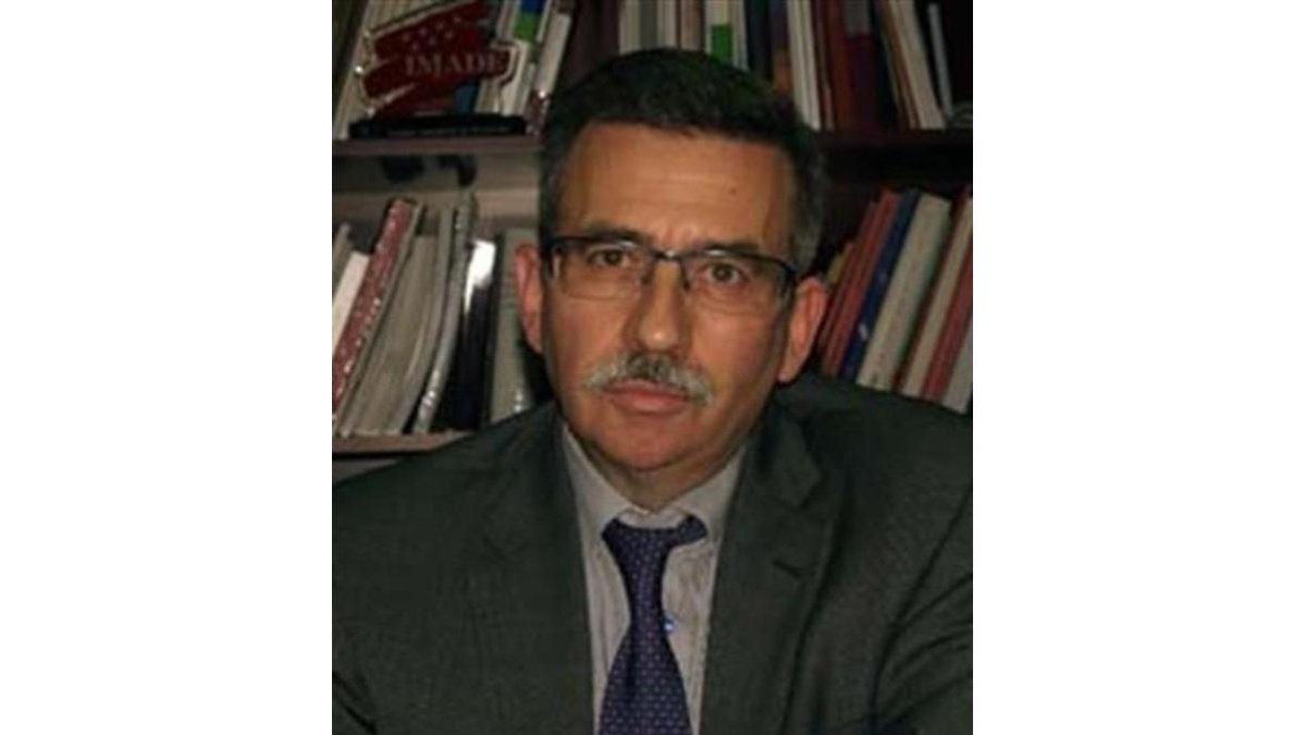 Carlos López Jimeno.