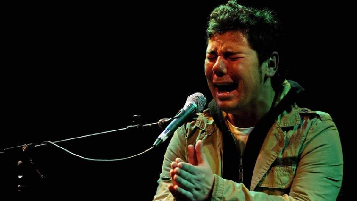 El cantante barcelonés Miguel Poveda durante una actuación.