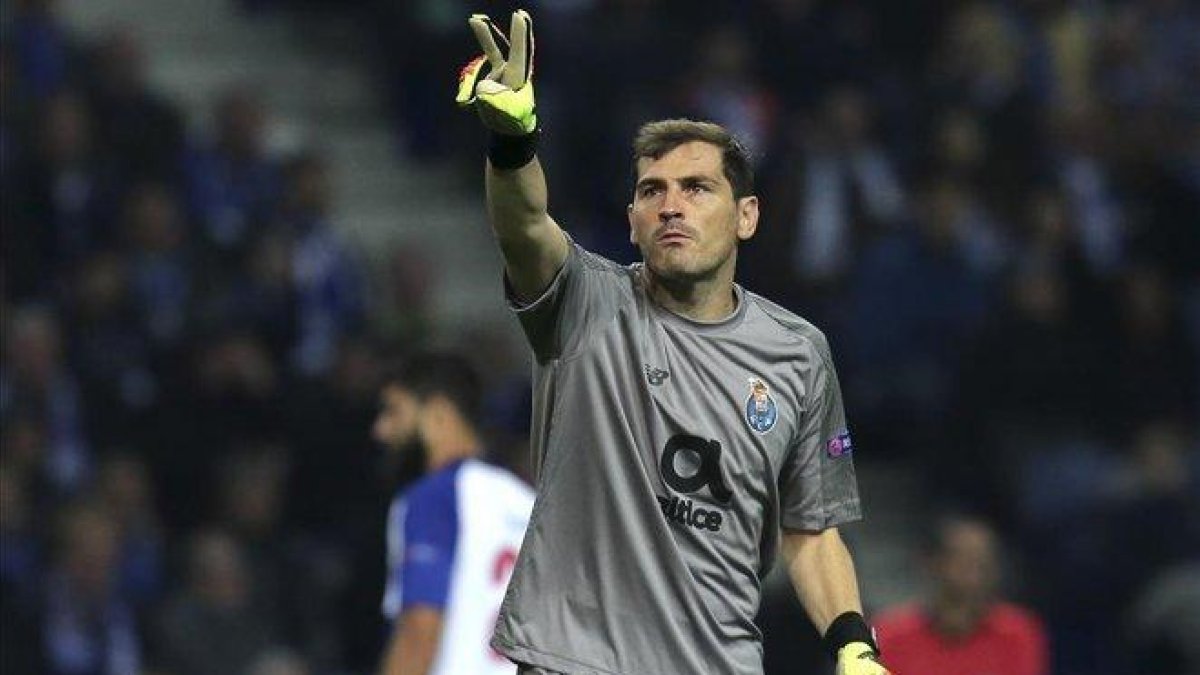 Casillas, en un partido del Oporto contra el Schalke 04 el pasado noviembre.