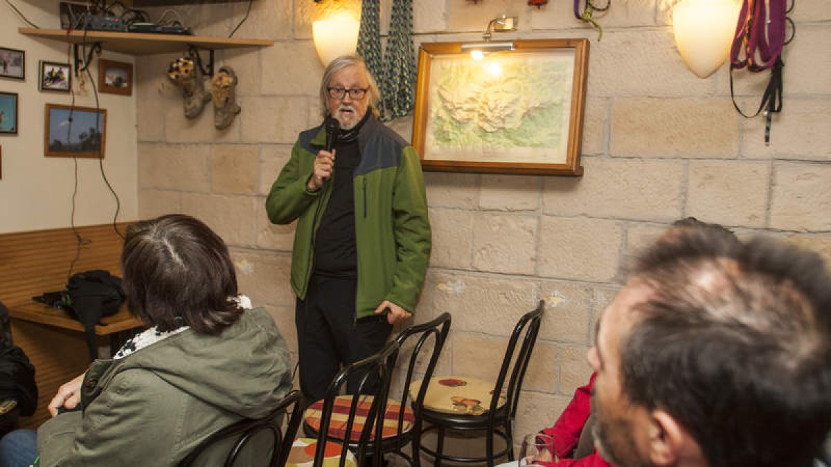 Vicente García durante su conferencia. F. OTERO PERANDONES