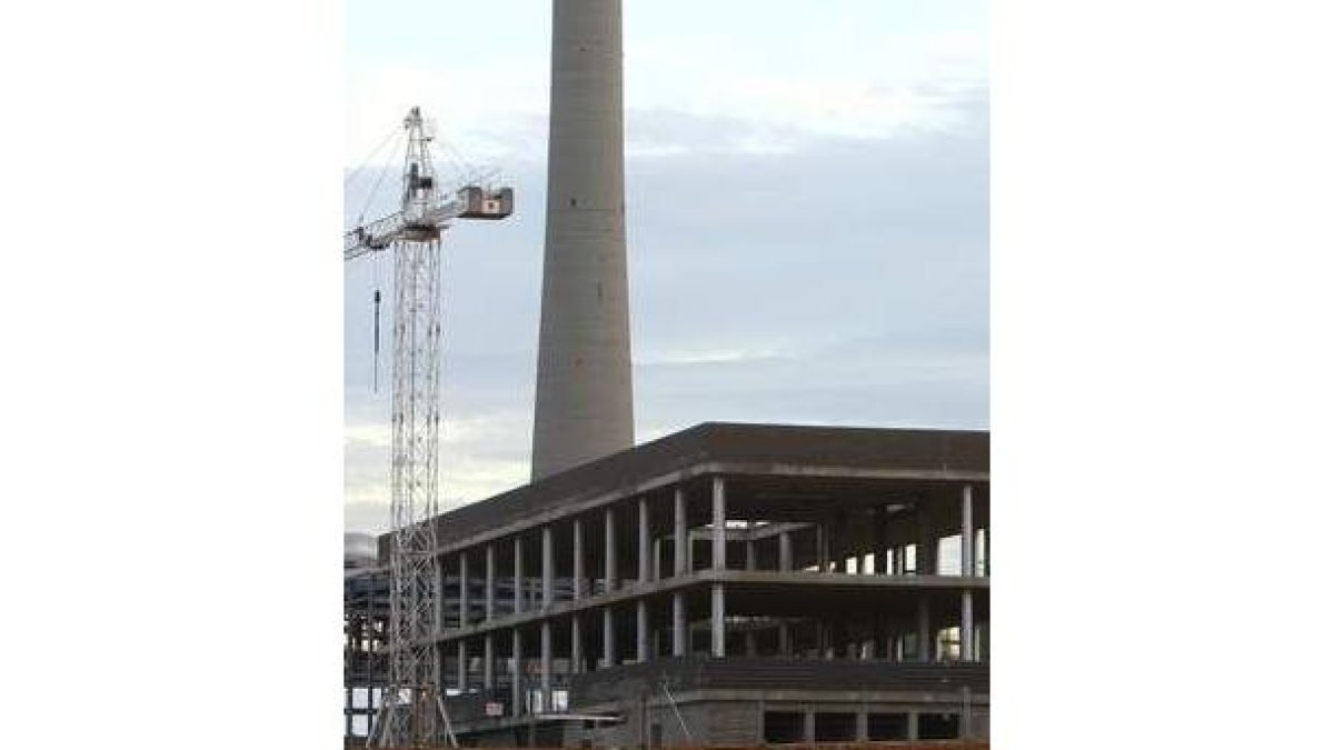 La planta se construye cerca de Compostilla II.