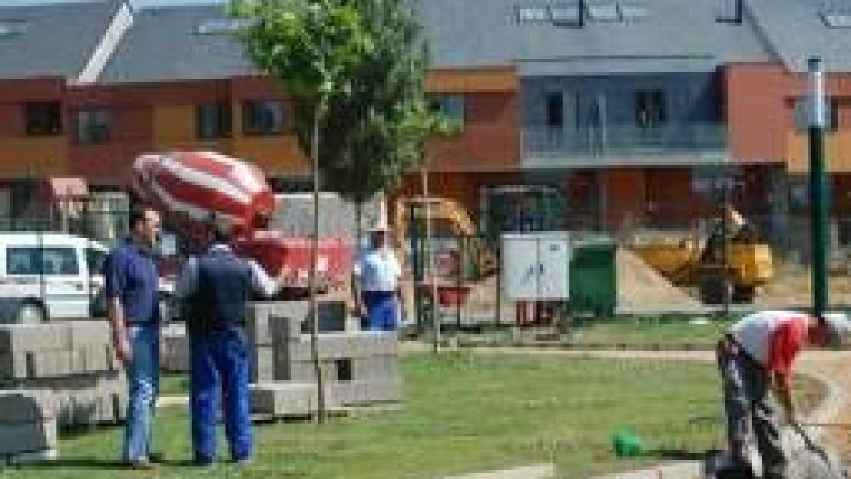 El acondicionamiento de los caminos del Parque de la Era completará estas instalaciones