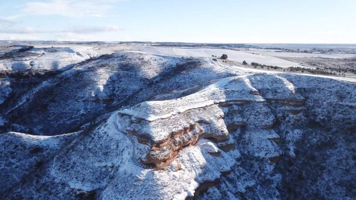 Las Cuevas Menudas nevadas.