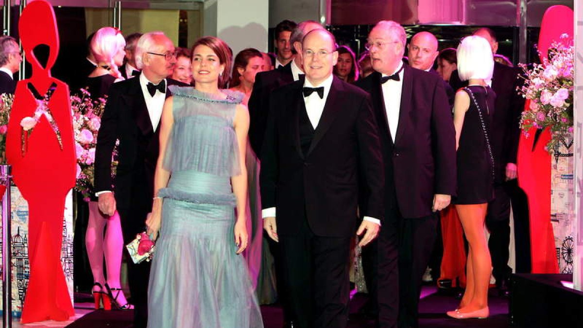 Carlota Casiraghi junto a su tío Alberto.