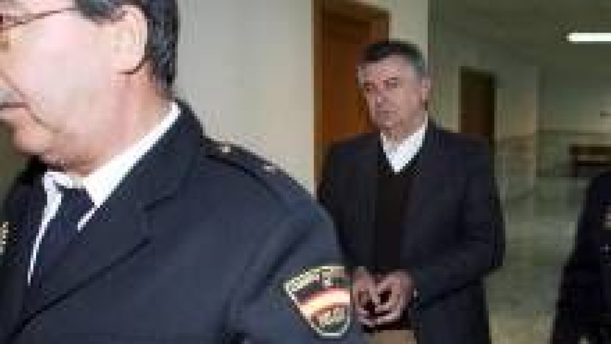 El ex asesor de Urbanismo del Ayuntamiento de Marbella, Juan Antonio Roca, en los juzgados de Málaga