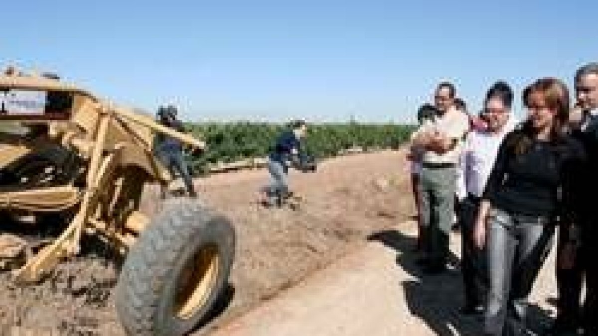 Clemente, en su visita a Rueda para inspeccionar la eficacia del plan