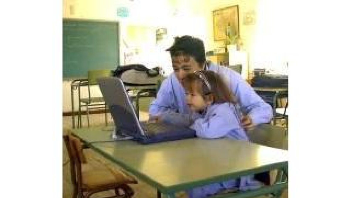 EscuelaRed ha hecho posible que los alumnos de Infantil y Primaria accedan a las nuevas tecnologías