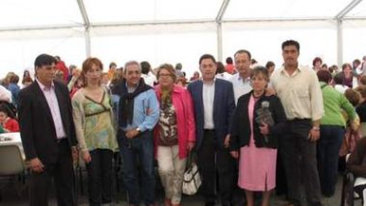 Participantes en al clausura de las jornadas del caldero de Riaño