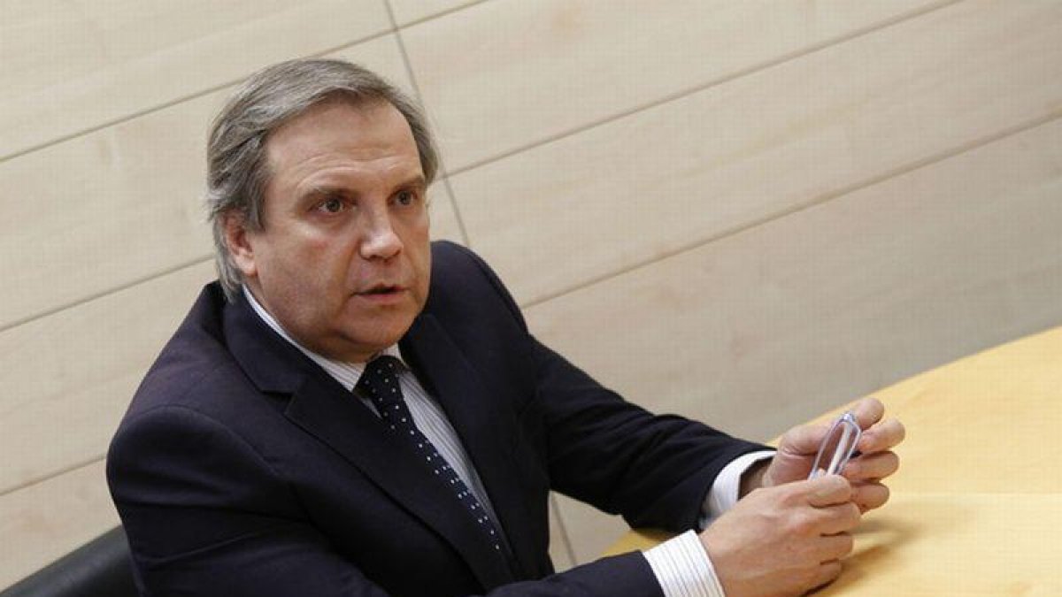 El portavoz del PSOE en el Ayuntamiento de Madrid, Antonio Miguel Carmona, en una imagen de archivo.