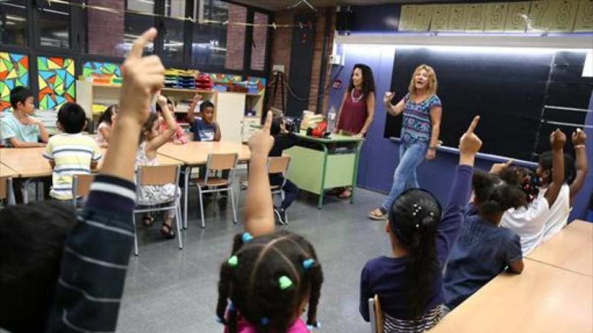 Primer día de clase en la escuela Warner de Santa Coloma de Gramenet, el pasado septiembre.